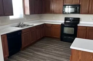 820 Wrigley Dr, Burleson, TX 76028 - Photo 9