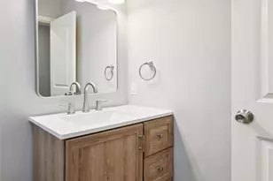 7631 Meadow Rd, Dallas, TX 75230 - Photo 19