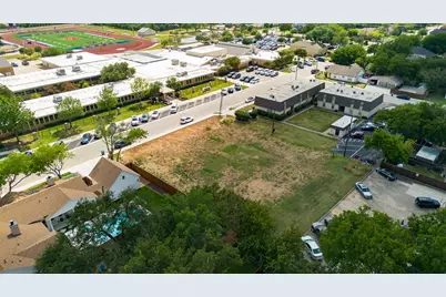 717 E Worth Street, Grapevine, TX 76051 - Photo 15