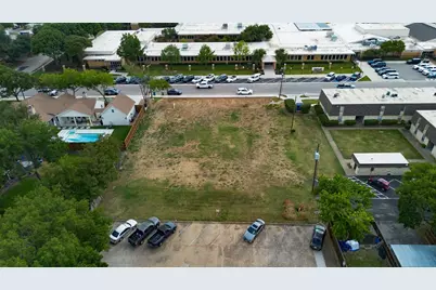 717 E Worth Street, Grapevine, TX 76051 - Photo 11