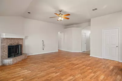 3018 Stroll Drive, Granbury, TX 76049 - Photo 11