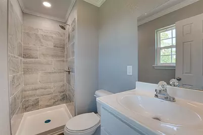 506 E Broadmore Avenue, Wills Point, TX 75169 - Photo 19