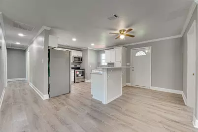 506 E Broadmore Avenue, Wills Point, TX 75169 - Photo 7