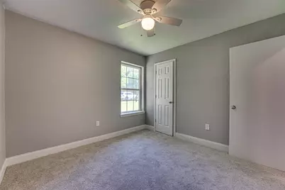 506 E Broadmore Avenue, Wills Point, TX 75169 - Photo 17