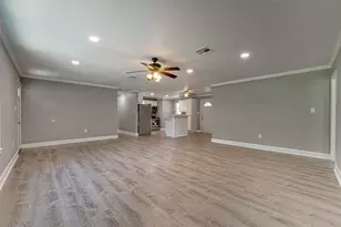 506 E Broadmore Ave, Wills Point, TX 75169 - Photo 5