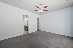 300 Burberry Dr, Grand Prairie, TX 75052 - Photo 23