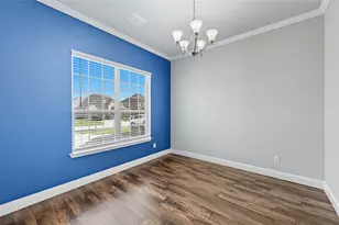 300 Burberry Dr, Grand Prairie, TX 75052 - Photo 9