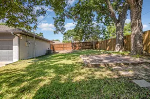 809 Carroll Dr, Garland, TX 75041 - Photo 27