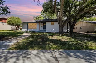 809 Carroll Dr, Garland, TX 75041 - Photo 1