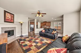 1112 Vickery Dr, DeSoto, TX 75115 - Photo 5