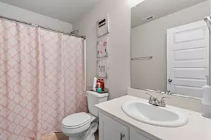 1233 Benwick Dr, Van Alstyne, TX 75495 - Photo 11