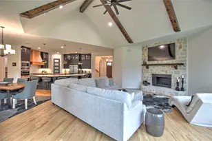 6210 Siena Cir, Midlothian, TX 76065 - Photo 11