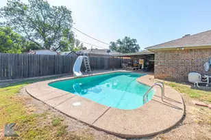 2410 S 38th St, Abilene, TX 79605 - Photo 9