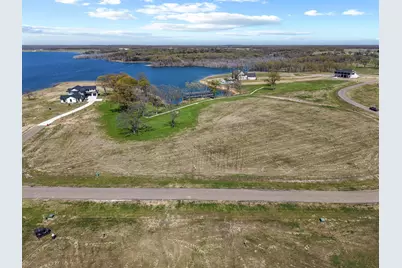800 Peninsula Drive, Honey Grove, TX 75446 - Photo 21
