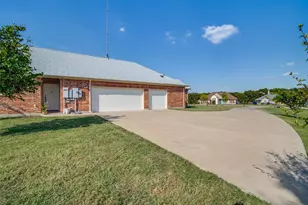 949 Stephen Ct, Farmersville, TX 75442 - Photo 39