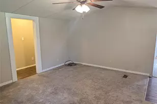 11478 Gordon Ln, Mabank, TX 75147 - Photo 7