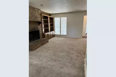 2205 Landmark Court #B, Arlington, TX 76013 - Photo 5