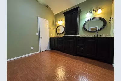 2865 Oak Creek Drive, Paris, TX 75462 - Photo 15