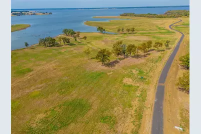 237 Lakeshore Terrace, Windom, TX 75492 - Photo 3