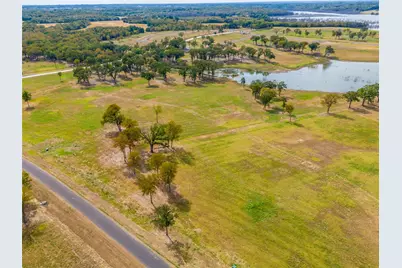 237 Lakeshore Terrace, Windom, TX 75492 - Photo 5