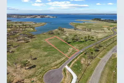 237 Lakeshore Terrace, Windom, TX 75492 - Photo 5