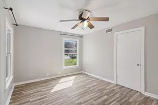 1113 Fair Ave, Gainesville, TX 76240 - Photo 25