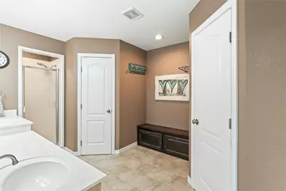 609 Oak Street, Pilot Point, TX 76258 - Photo 13