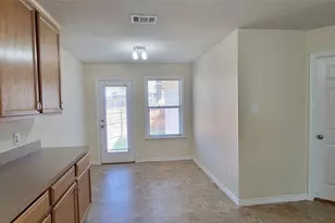 8805 Wayne St, Cross Roads, TX 76227 - Photo 9