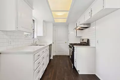 2124 Stonehenge Drive, Garland, TX 75041 - Photo 9