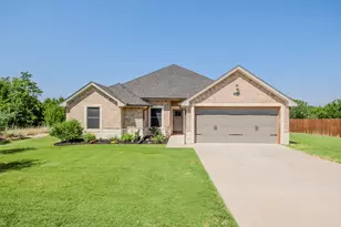 2404 Duro Ct, Granbury, TX 76048 - Photo 1