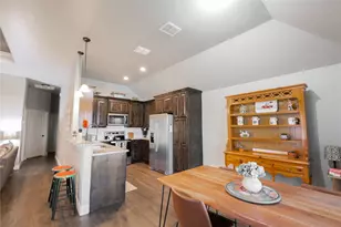 2404 Duro Ct, Granbury, TX 76048 - Photo 5