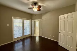 4800 W Lovers Ln, Dallas, TX 75209 - Photo 9