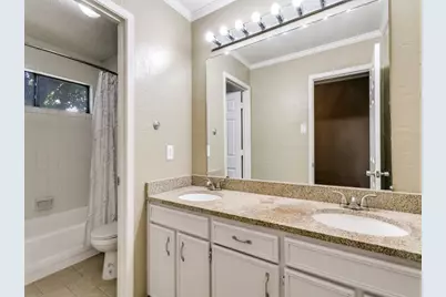 2415 Sendero Trail, Lewisville, TX 75067 - Photo 17