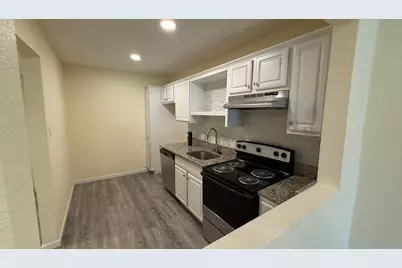 5065 Ridglea Lane #1009, Fort Worth, TX 76116 - Photo 1