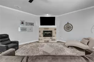 305 Familia Ct, Azle, TX 76020 - Photo 11