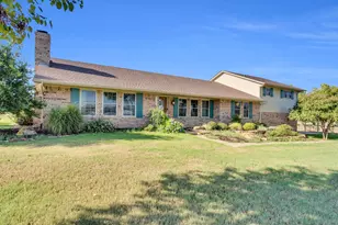 1140 Cedar Dr, Midlothian, TX 76065 - Photo 3