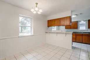 813 Colony Dr, Crowley, TX 76036 - Photo 7