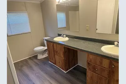 100 Crow Street, Mabank, TX 75156 - Photo 15