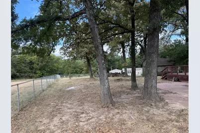 100 Crow Street, Mabank, TX 75156 - Photo 11