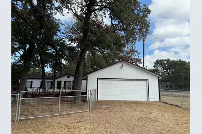 100 Crow Street, Mabank, TX 75156 - Photo 1