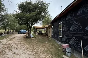 900 N Tiffin Rd, Ranger, TX 76470 - Photo 3