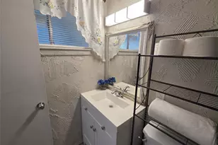 11350 Cactus Ln, Dallas, TX 75238 - Photo 19