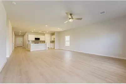 1025 Park Oak Lane, Crowley, TX 76036 - Photo 5