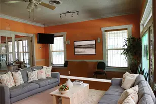 2721 Hemphill St, Fort Worth, TX 76110 - Photo 3