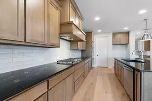 10484 Gray Hls Dr, Fort Worth, TX 76126 - Photo 15