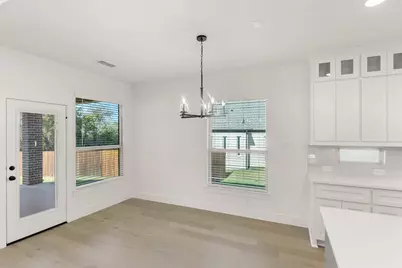 721 S Hidden Lakes Drive, DeSoto, TX 75115 - Photo 5