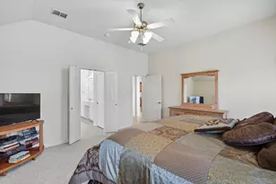 1209 Beau Jake Ct, Fort Worth, TX 76052 - Photo 19