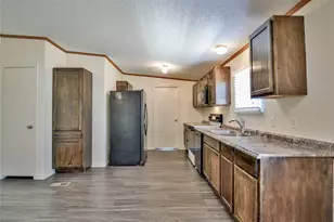 5420 Water View Dr, Granbury, TX 76048 - Photo 11