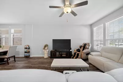 4018 Saddlehorn Way, Sachse, TX 75048 - Photo 5