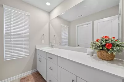 4018 Saddlehorn Way, Sachse, TX 75048 - Photo 11